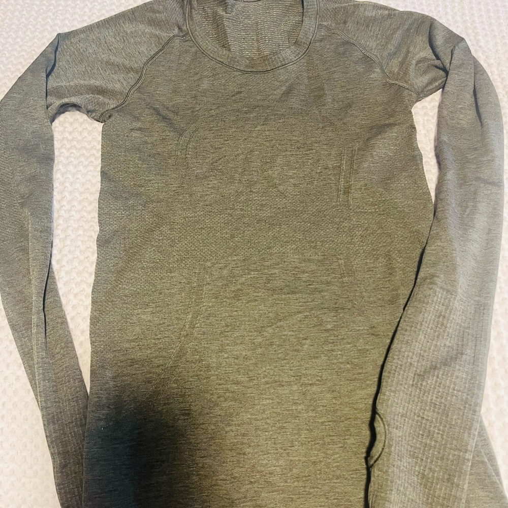 Full length Swiftly Tech Long Sleeve Shirt 2.0